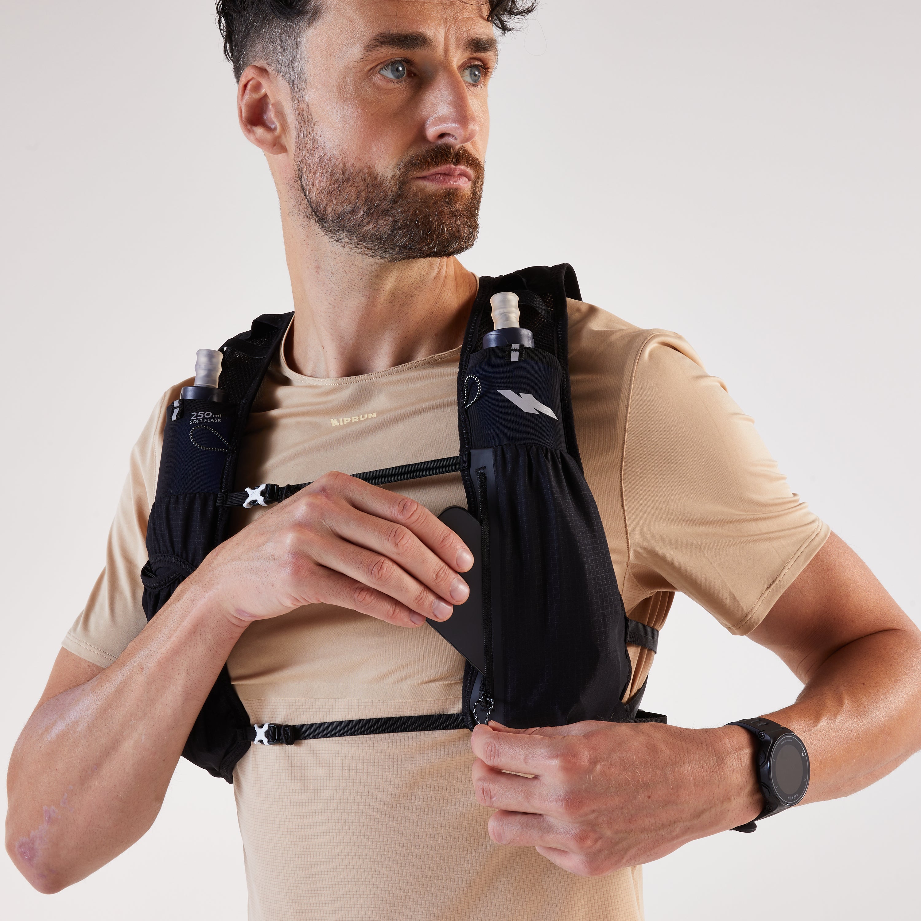 Kiprun 5 L Trail Running Bag - 1 L Water Bladder Included - Image 5